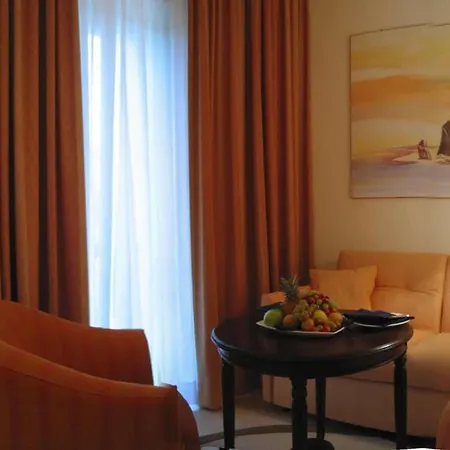 Tombolo Talasso Hotel