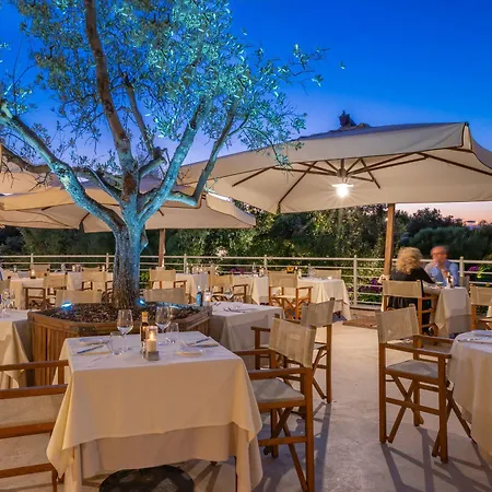 Tombolo Talasso Otel 5*