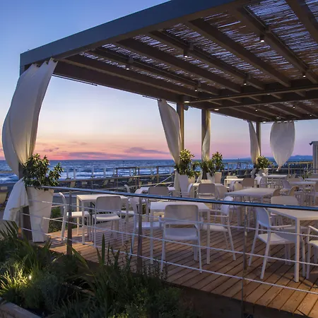 Otel Tombolo Talasso